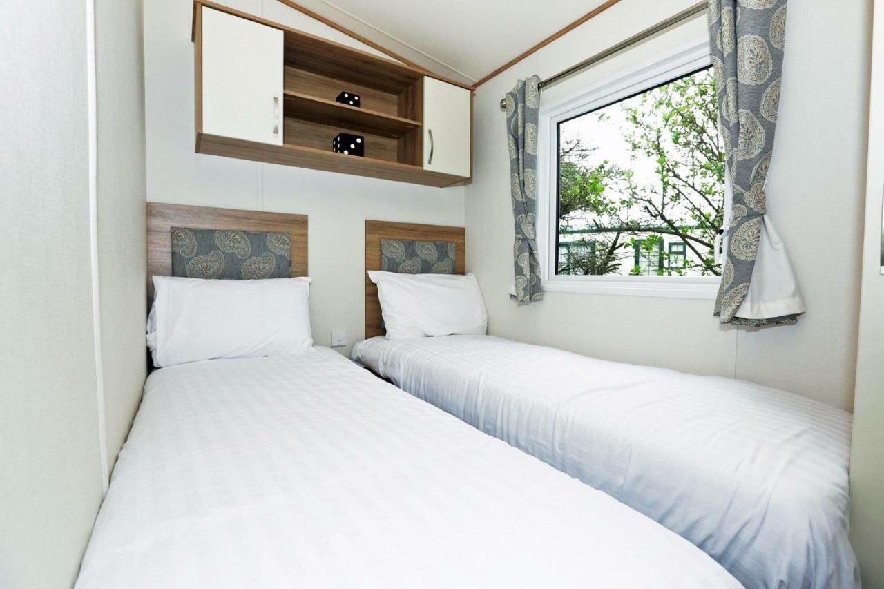 Sandy Balls Holiday Village Fordingbridge Luaran gambar
